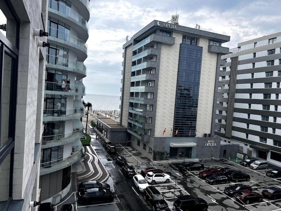 Romeo'S Beachfront Apartment By Loft, Hotel Opera And White Tower 马马亚 外观 照片