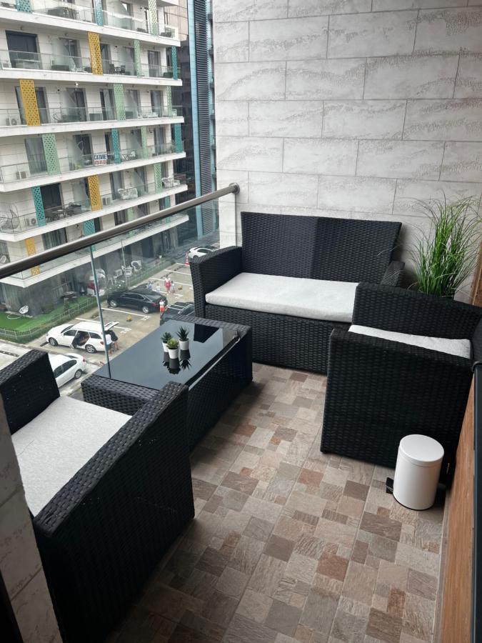Romeo'S Beachfront Apartment By Loft, Hotel Opera And White Tower 马马亚 外观 照片